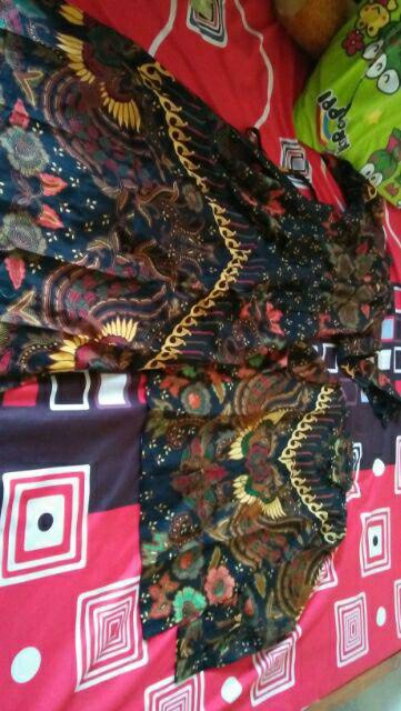 Batik Couple Keluarga Sania Ruffle Ori Ndoro Jowi Dnt Motif Kupu Sogan