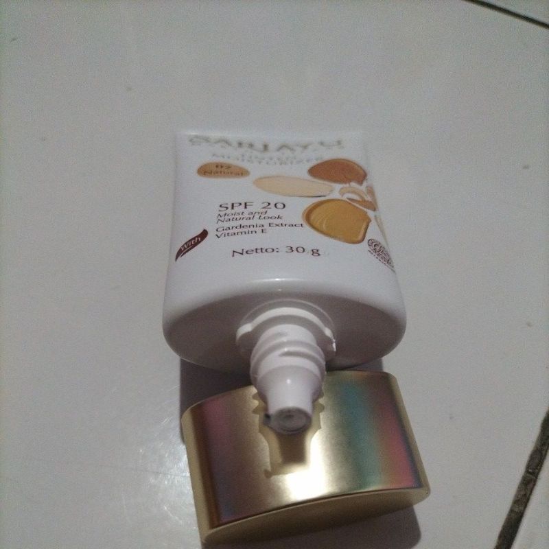 Sariayu Tinted Moisturizer Spf 20