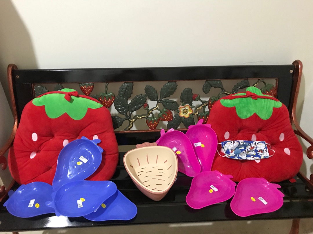 Mangkok Plastik Motif Strawberry Cs 507