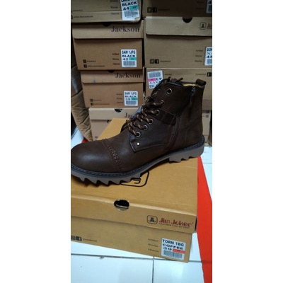 Sepatu booth pria kulit