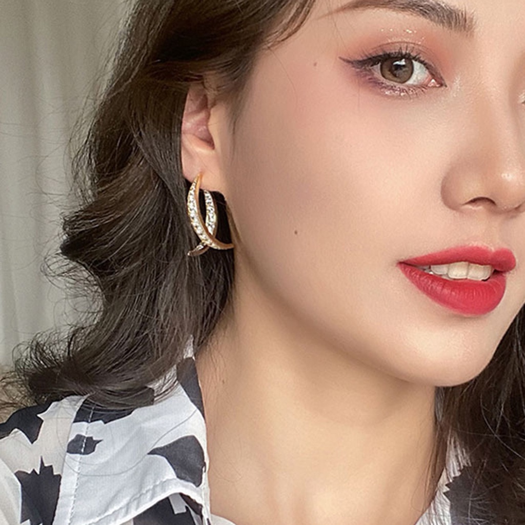 Hu Hu Hu Hu Hu Alat Bantu Pasang Kacamata♡ 1 Pasang Anting Tusuk Gantung Wanita Desain Salib Berkilau Ringan Untuk Banquet