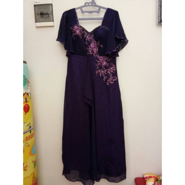 PRELOVED - Gaun pesta wanita MAMA