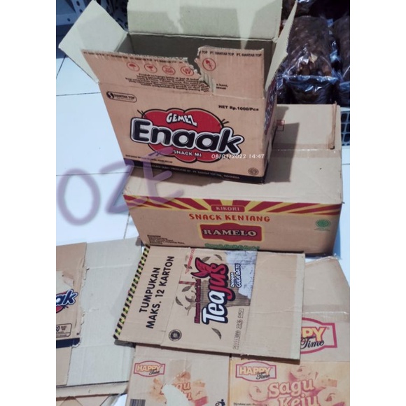 

Kardus Untuk Tambahan Packaging Kerupuk Kulit Sapi Mentah