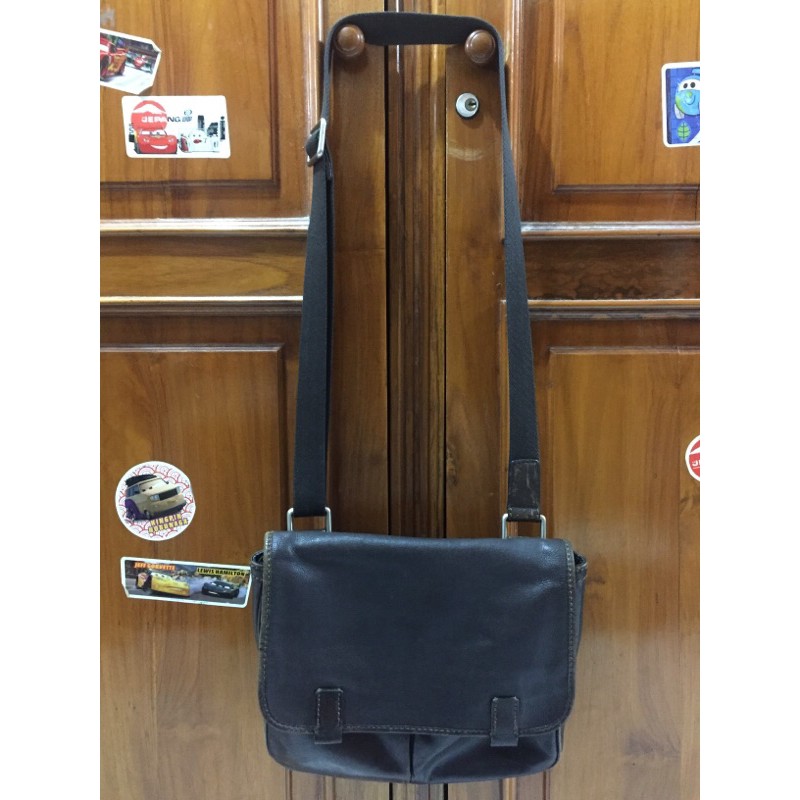 Preloved Tas Fossil Ori