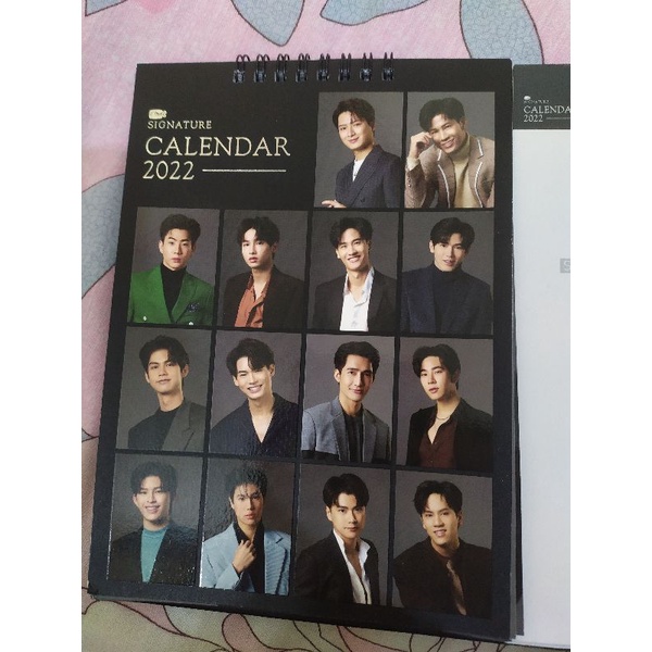 

PC Calender GMMTV 2022 dan Lenticard