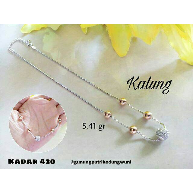 Kalung Emas Putih Variasi Dior dan Candy kadar 420