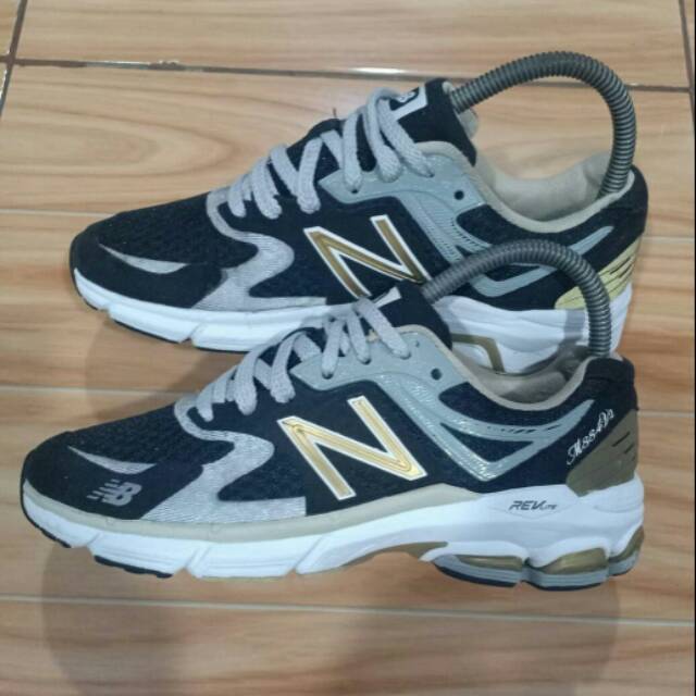 new balance 884