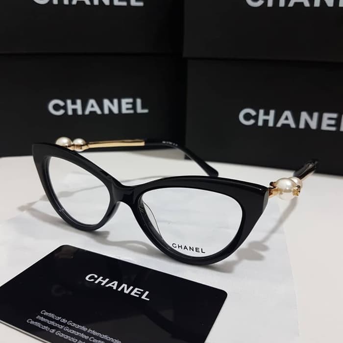 chanel frame