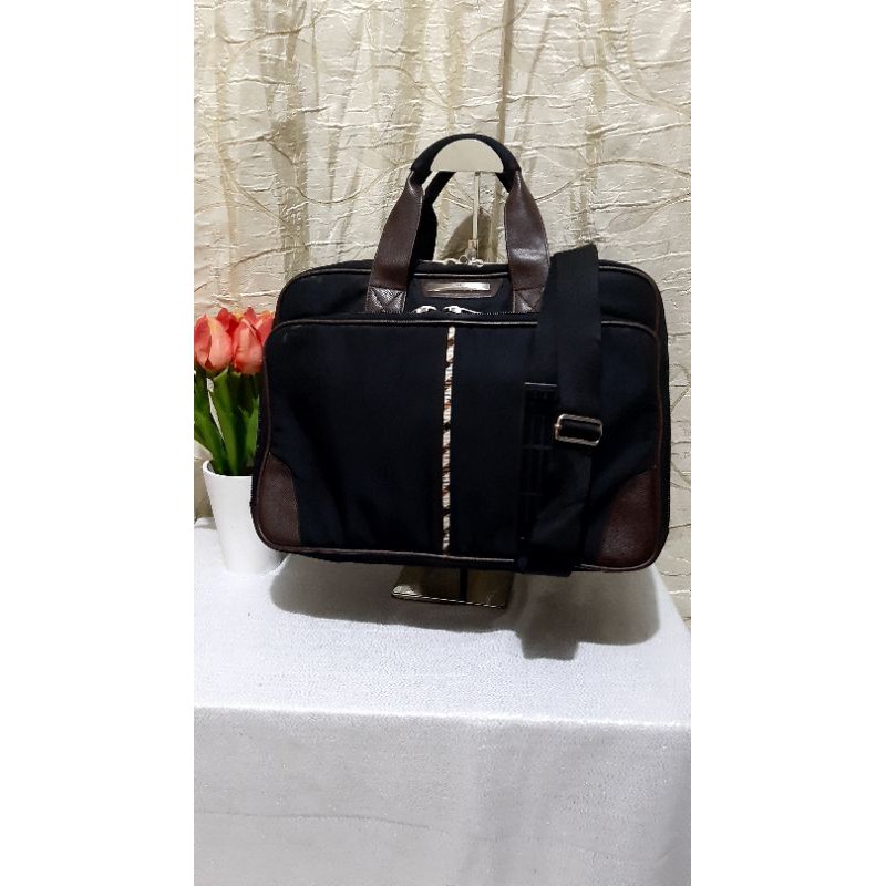 Tas Laptop DAKS London