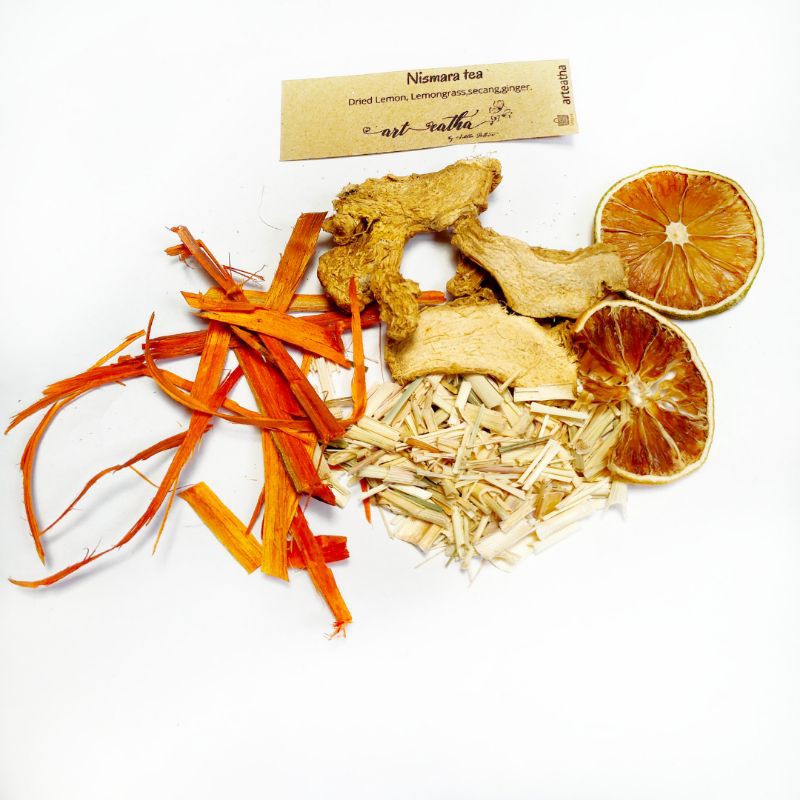 

Nismara tea (Lemongrass,dried lemon,secang,ginger)