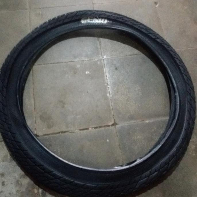 Produk Unggulan] Ban Luar Sepeda Ukuran 20 X 2.50 / Ban Luar Sepeda Bmx