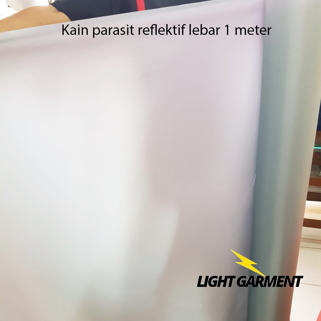 Kain Parasit Scotlight / Skotlet / Scotlite lebar 1 M harga per meter / kain reflektif reflective