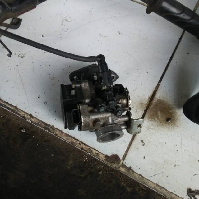 Ecu dan Injector Revo At