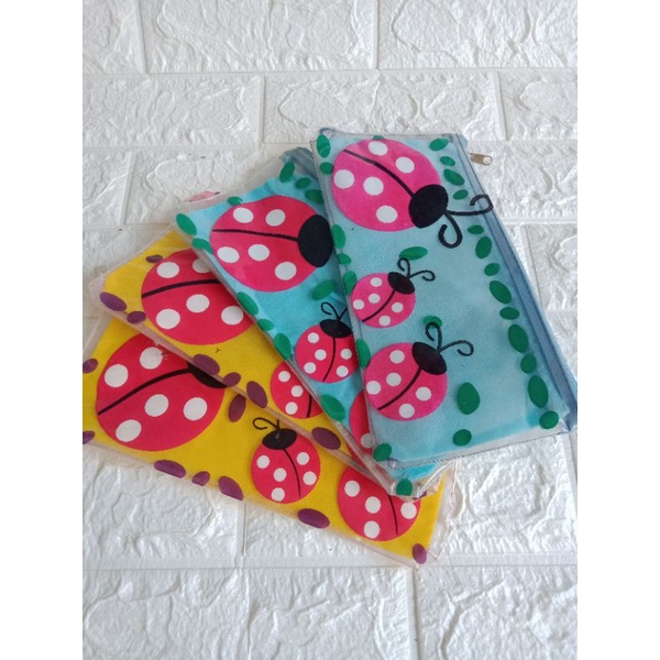 

TEMPAT PENSIL TEMPAT NOTA TEMPAT MAKE UP MURAH LUCU