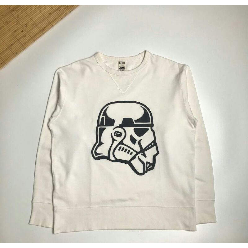 uniqlo x star wars sweater crewneck sweatshirt second