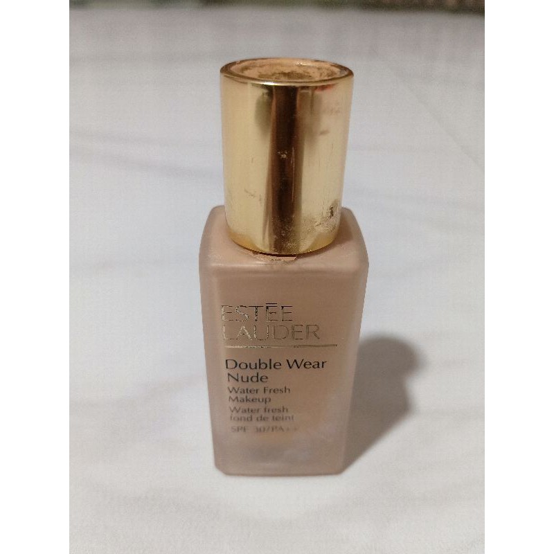 preloved foundation estee lauder (tawny)
