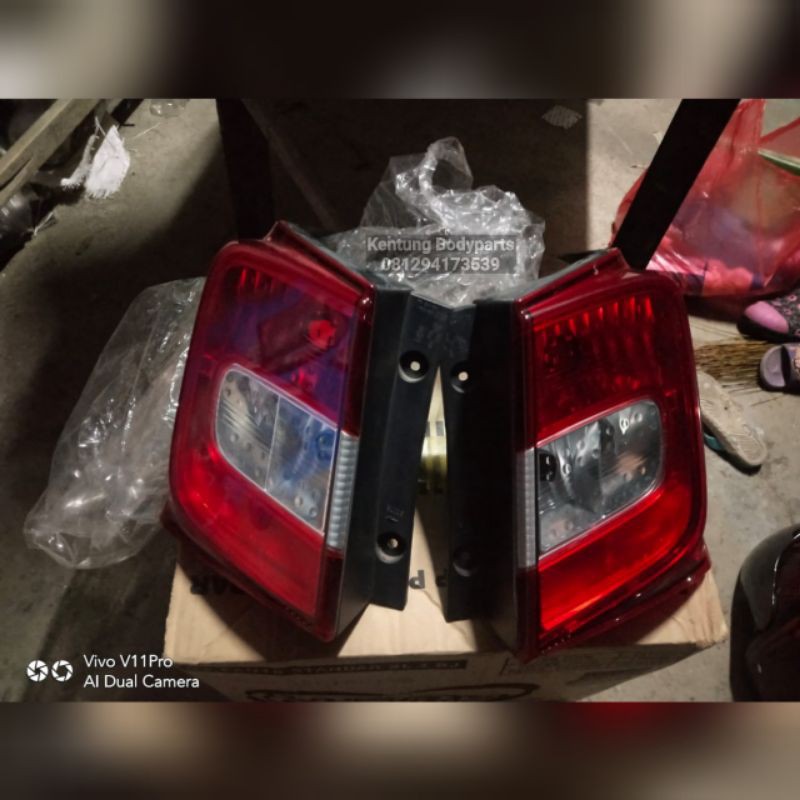 stoplamp Freed 2012 Lampu Belakang Freed 2012 ORIGINAL