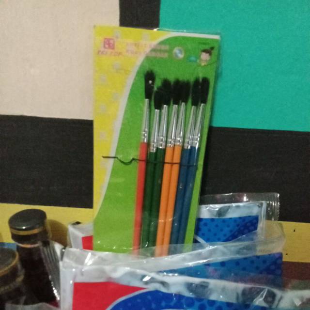 

Kuas lukis ukuran 6mm