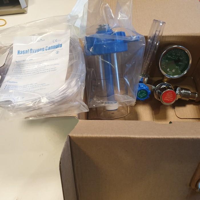 Regulator Regulator Oksigen Medis Medical Oxygen Dan Tabung Air Dan Selang Nafas