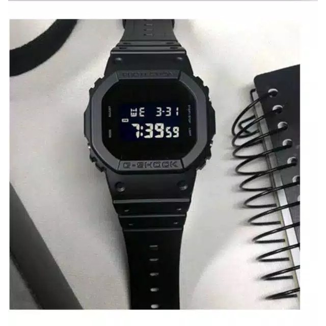 Jam Tangan Pria Sporty Casio Gshock DW-5600 Black / FREE BOX