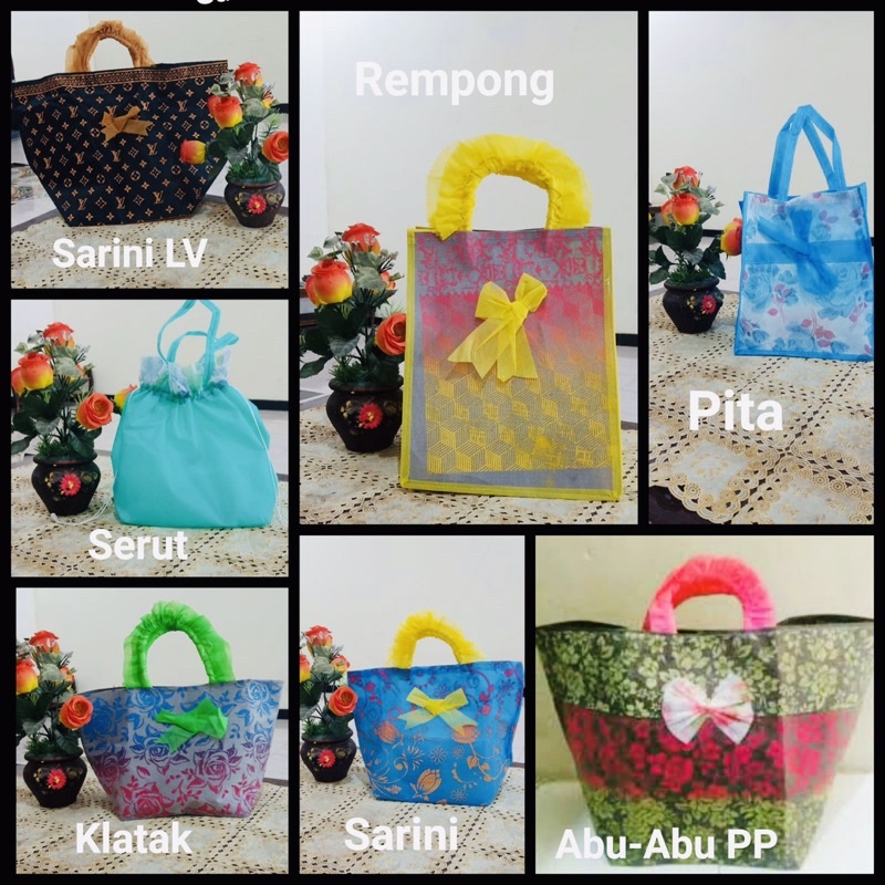 

Tas HAJATAN Spoundbon / Tas kain Serut tebal isi 12 pcs / 1 lusin