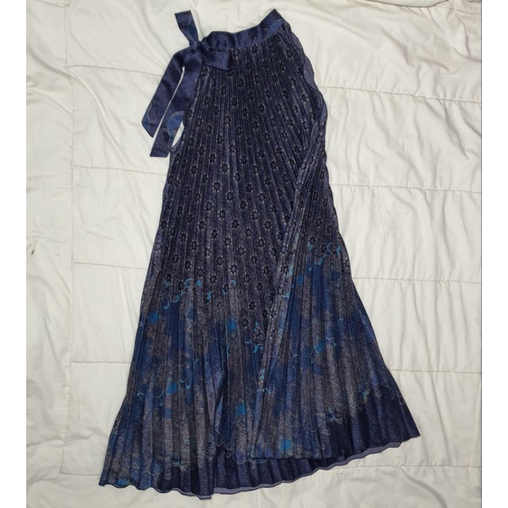 [PRELOVED] HALTER NECK DRESS BATIK BIRU TUA