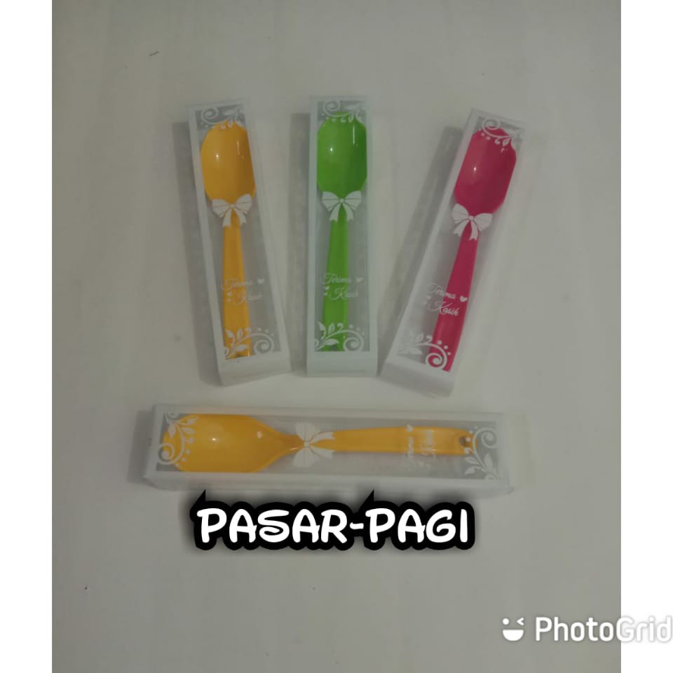 SOUVENIR SENDOK WARNA WARNI MELAMIN KOTAK MIKA CANTIKISI50PCS