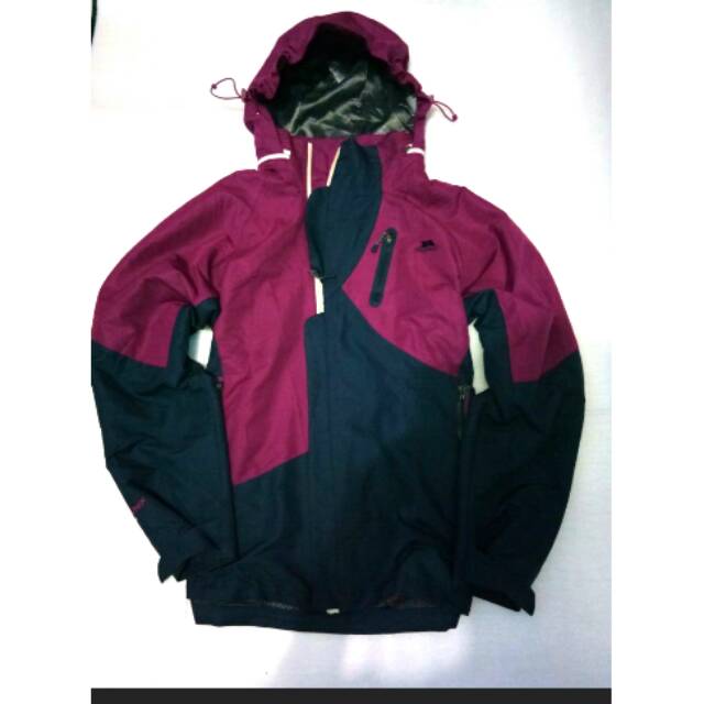 Jaket gunung Trespass