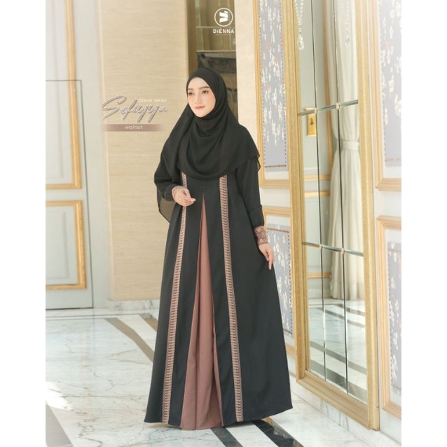 Safiyya Dienna Dress only