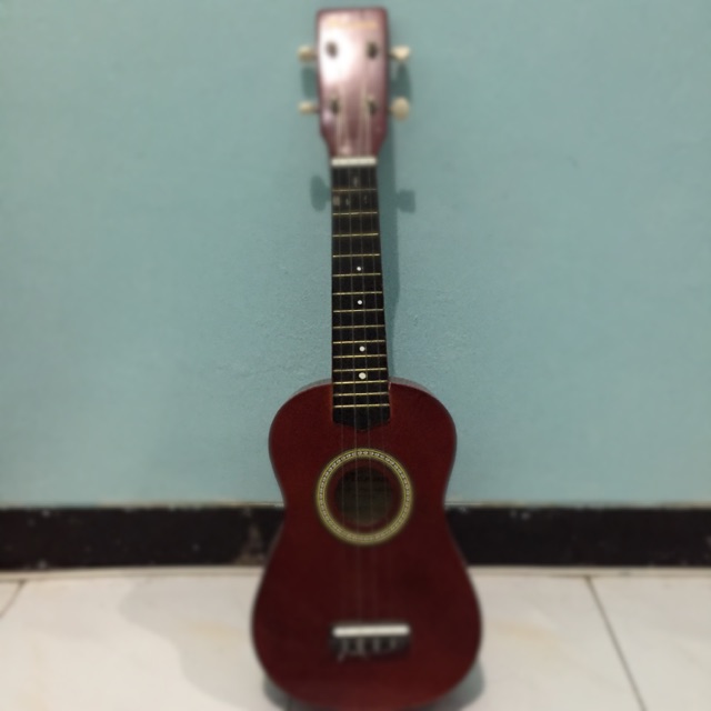 Ukulele vienna concert second bekas murah