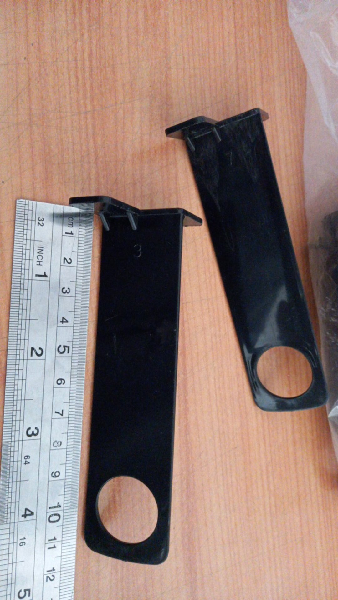 Kop Gantungan Lemari / Bracket Gantungan 3/4