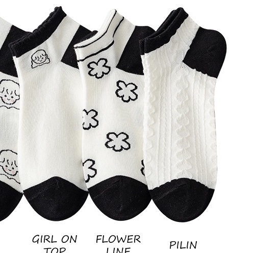 MURMURE.ID | KAOS KAKI MOTIF KARAKTER CUTE IMPORT KAOS KAKI WANITA PENDEK MOTIF SEMATA KAKI FASHION IMPORT-BLACK-PILIN