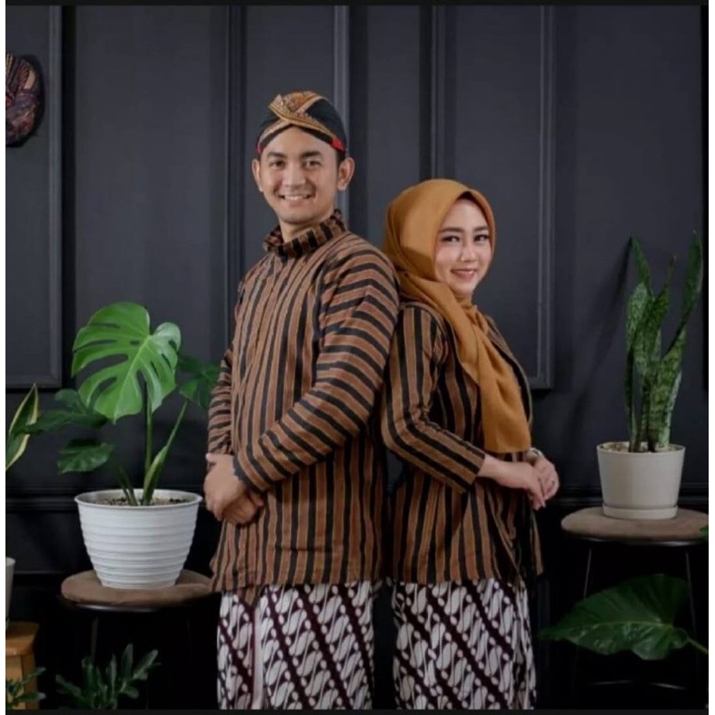 Baju Lurik Adat Jawa Lurik Atasan Pria dan Kebaya Lurik Wanita