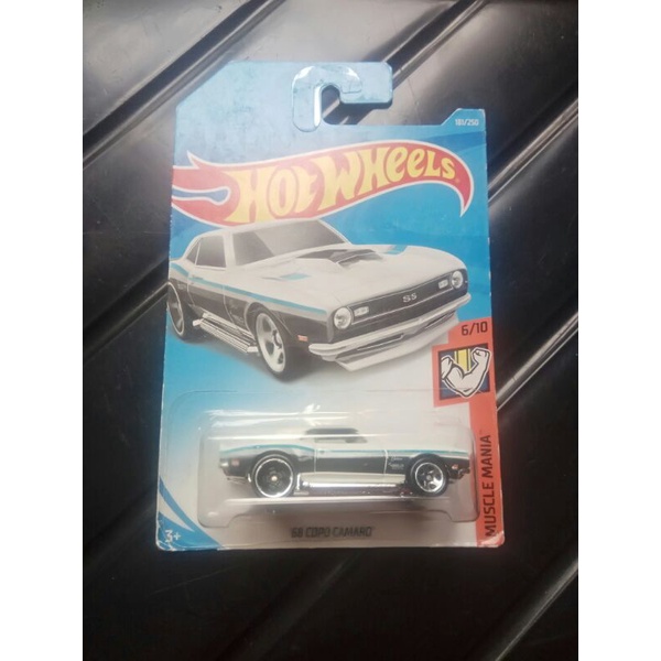 Hotwheels 68 COPO CAMARO hw muscle mania putih