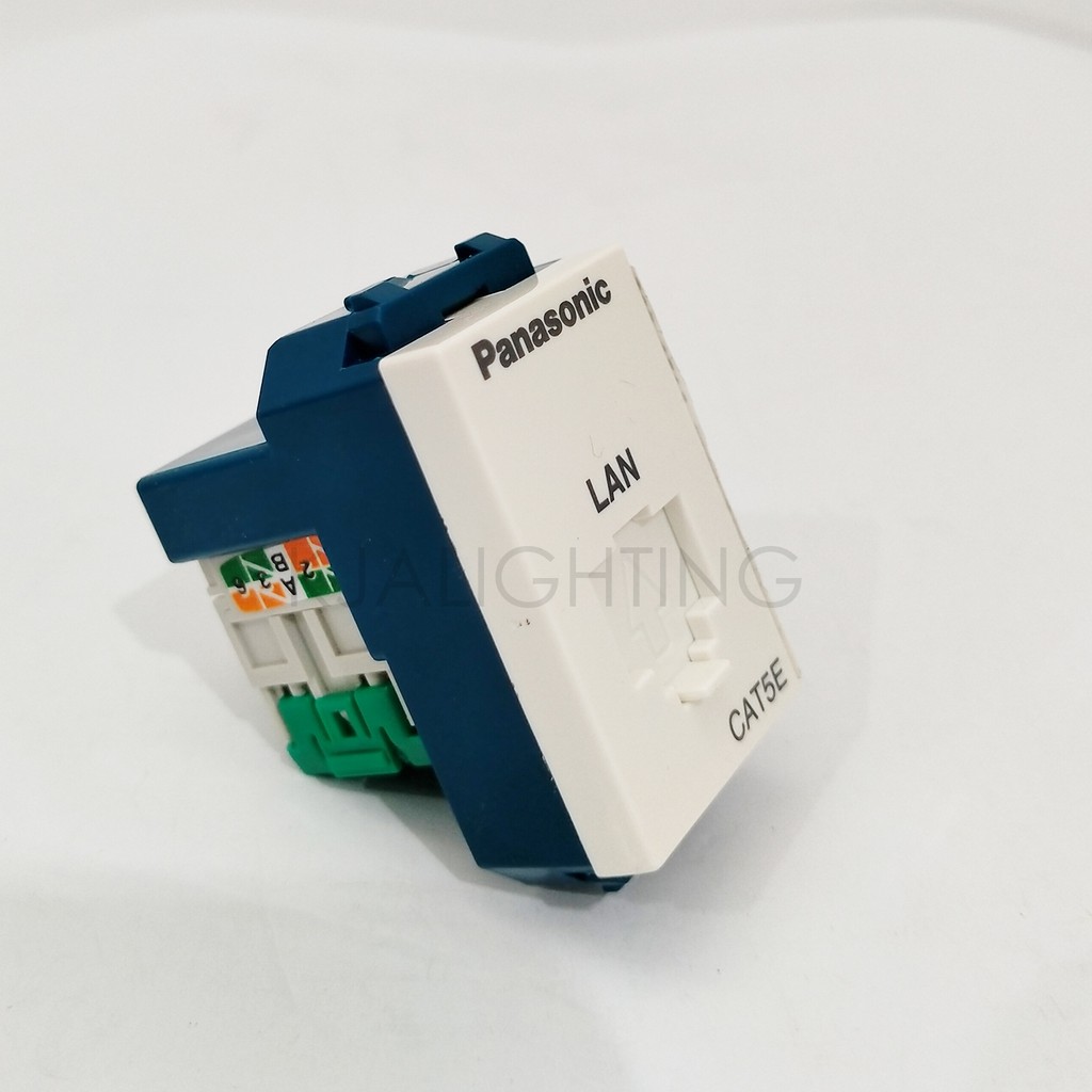 Mata Outlet Data CAT5 WEJ 2488W Panasonic