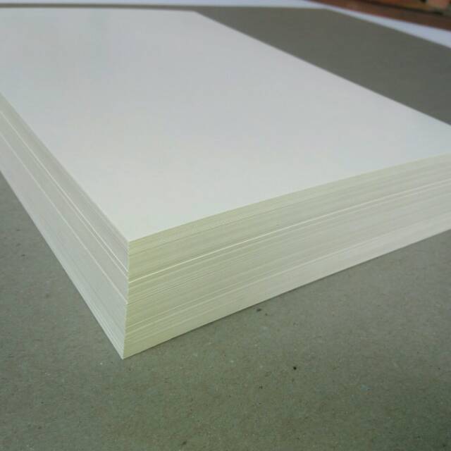 

HJK ( 50 Lembar ) Kertas Ivory 400 Gsm Uk A4 / 21 cm X 29.7 cm