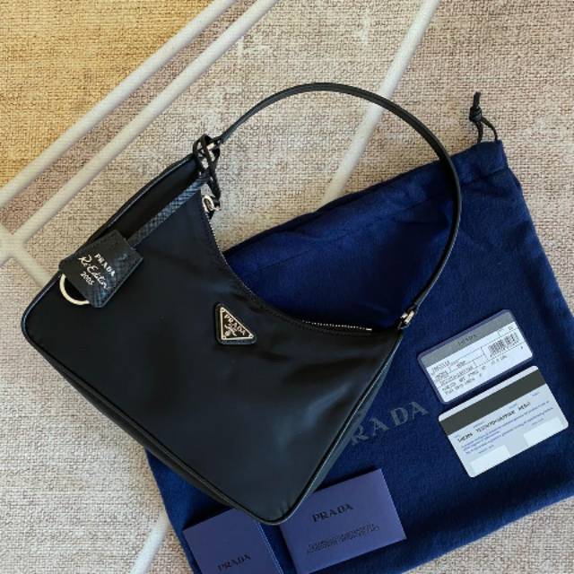 TasPrada Re-edition 2005 Nylon and Saffiano Leather