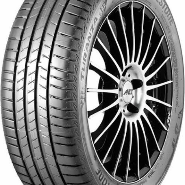Ban Mobil Bridgestone 195/60R16 Turanza T005 BRV Serena
