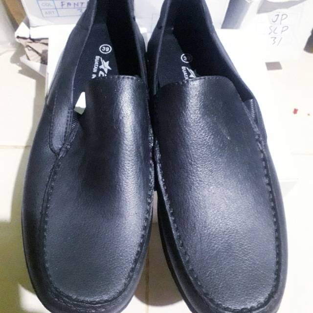 sepatu pantopel karet pria ATT ab350