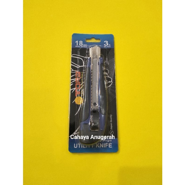 

Cutter Tora Biru 18mm / Tora Pisau Cutter Gagang Biru 18mm