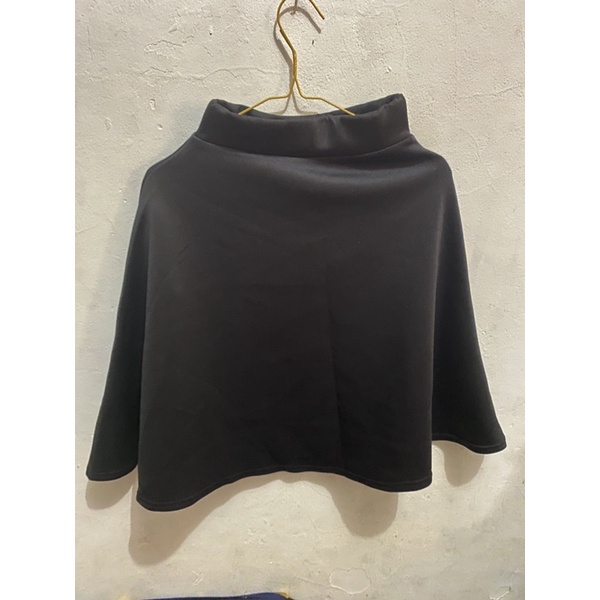 (PRELOVED) Rok kerja Kantor Hitam skirt A line Midi bahan scuba halus licin Fit to L like New