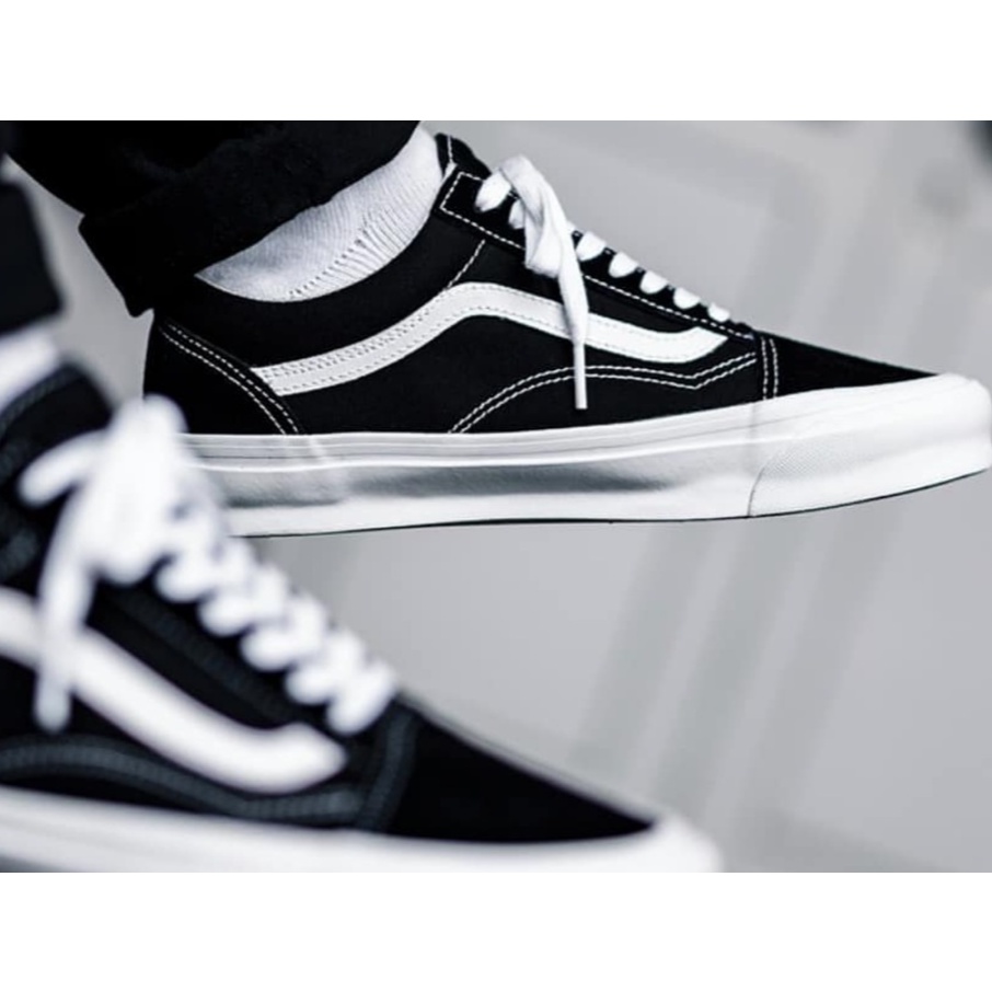 VANS_ORIGINAL PREMIUM - SEPATU PRIA VANS_OLD SKOOL BW BLACK WHITE WAFFLE DT BNIB / SEPATU SNEAKERS