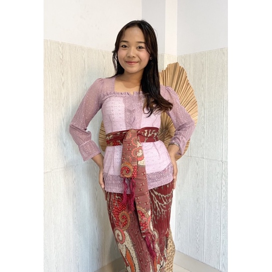 SET KEBAYA BALI/KEBAYA-KAMEN-SLENDANG