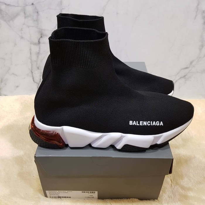 balenciaga runners white sole