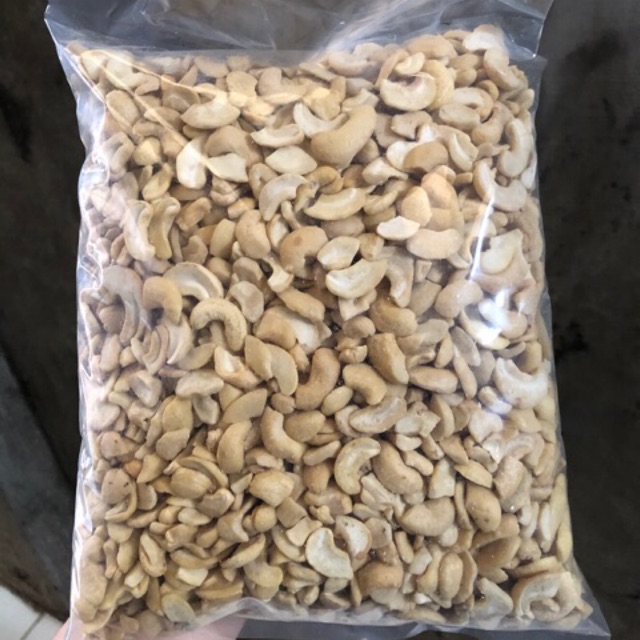 Cashew Nut / Kacang Mede Mentah 1 kg