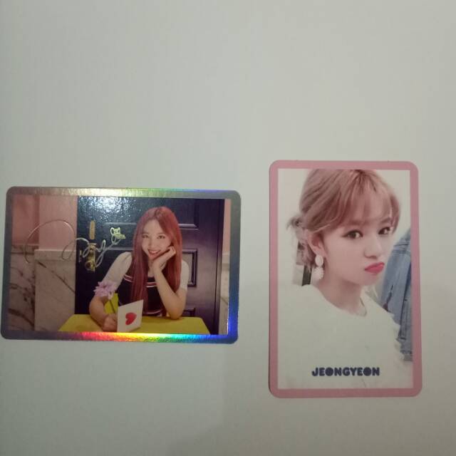 Twice - Signal Photocard Nayeon & Jeongyeon
