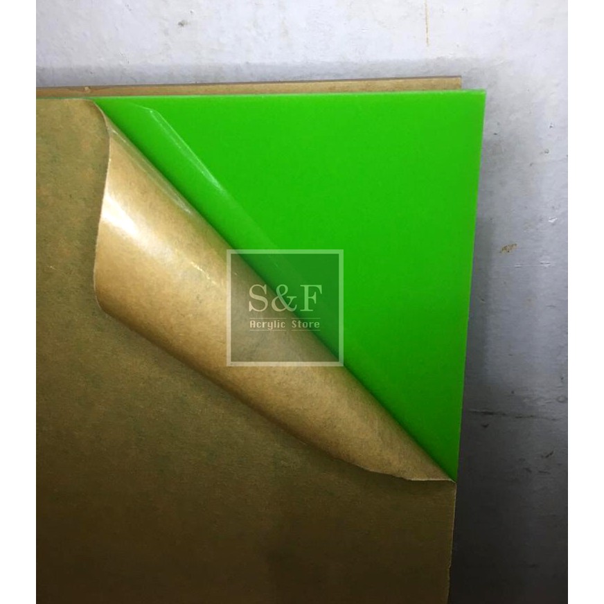 AKRILIK HIJAU MUDA GLOSSY/ AKRILIK LEMBARAN 3MM / ACRYLIC WARNA / AKRILIK  HIJAU MUDA GLOSSY/SOLID