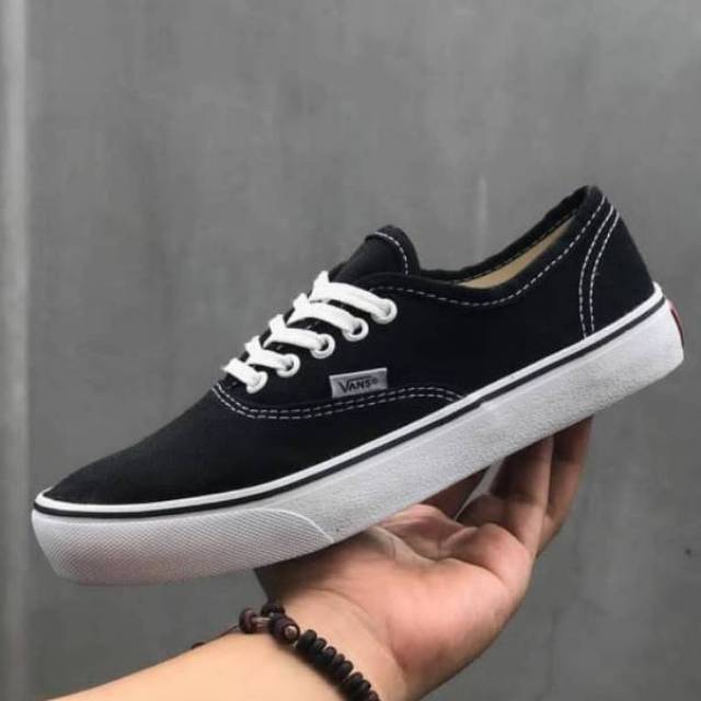 Sepatu Vans Authentic Black White Hitam Putih Sneakers Sekolah Kerja Kuliah Casual Pria Wanita Murah