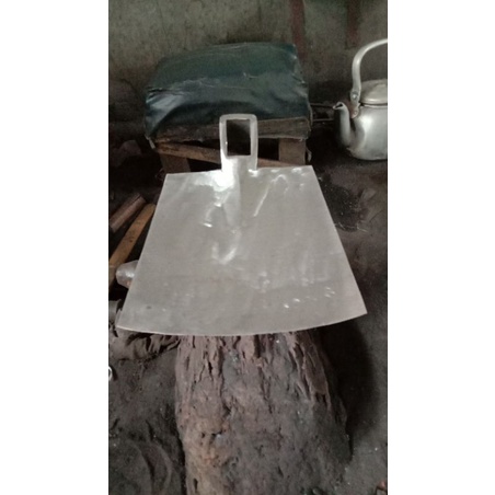 Alat pertanian cangkul baja isen