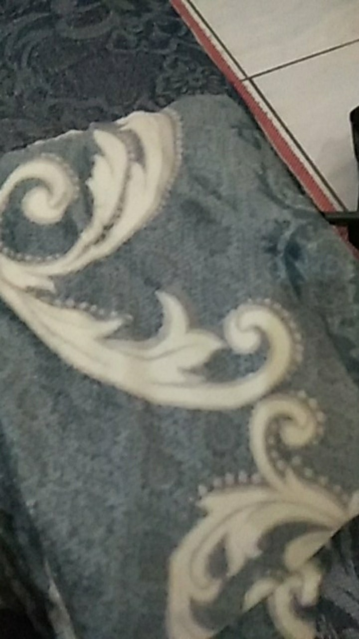 Selimut Bulu 140x200 Tebal 400gr Motif (xc) Lembut Halus Dewasa Impor Murah